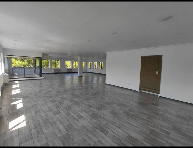 198M² OFFICE TO LET IN BRYANSTON